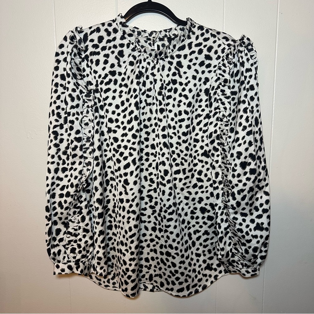 Chic Black and White Polka Dot Blouse